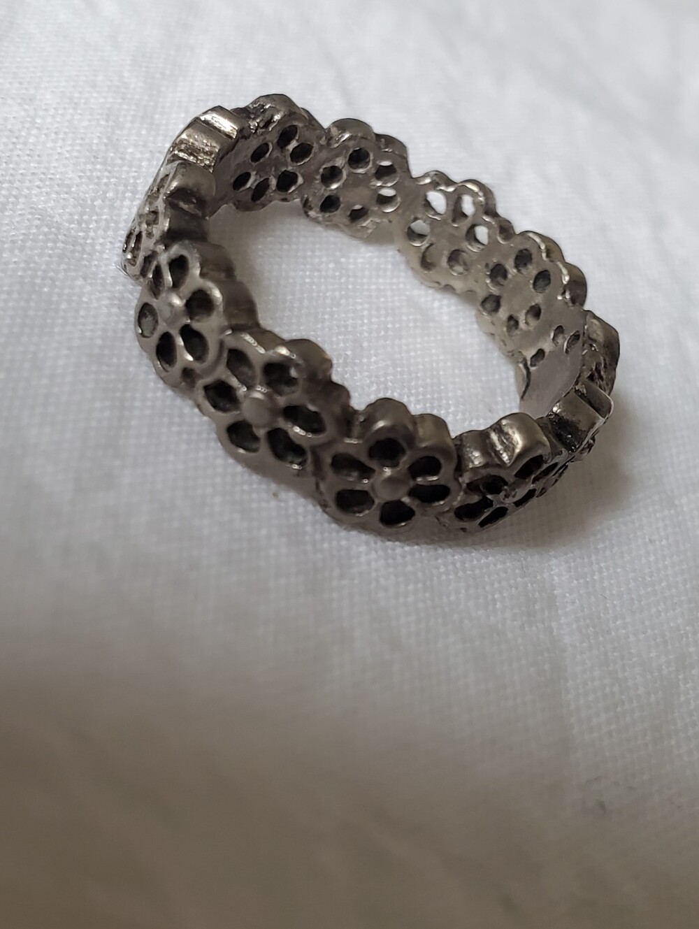 Vintage Daisy Chain Metal Ring Y2K